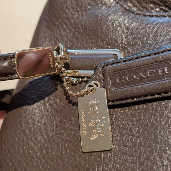 Coach Shoulder Bag - Picture 6 of 8